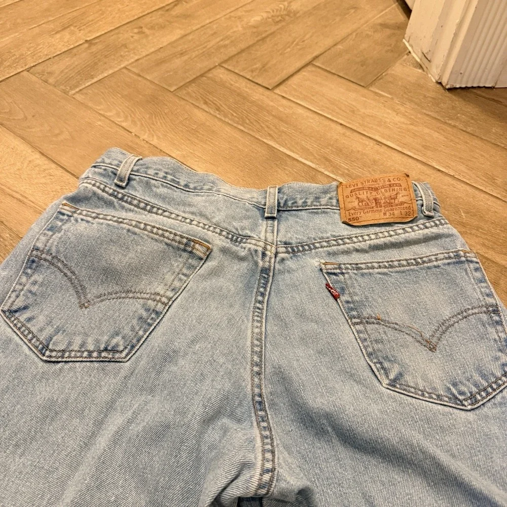 Vintage Levi's 550 Relaxed Light Wash Denim Jeans 34x32 Mexico Perfectly Worn